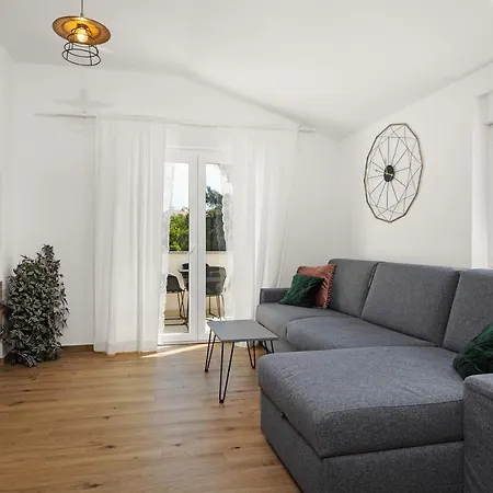 Luxury Lotus&lovor * פולה