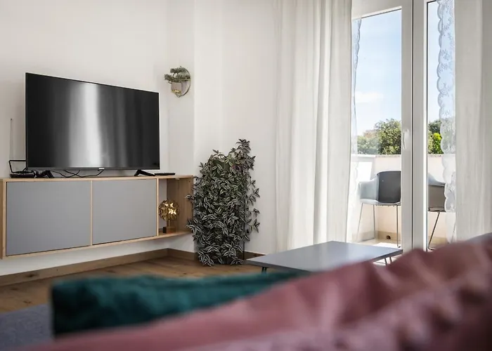 Luxury Lotus&lovor Apartmán
