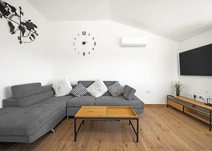 Luxury Lotus&lovor Πούλα