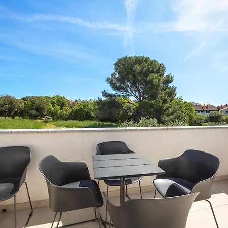 Luxury Lotus&lovor Lägenhet *